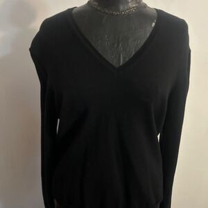 Cutter and Buck Black V-neck sweater, size XXL